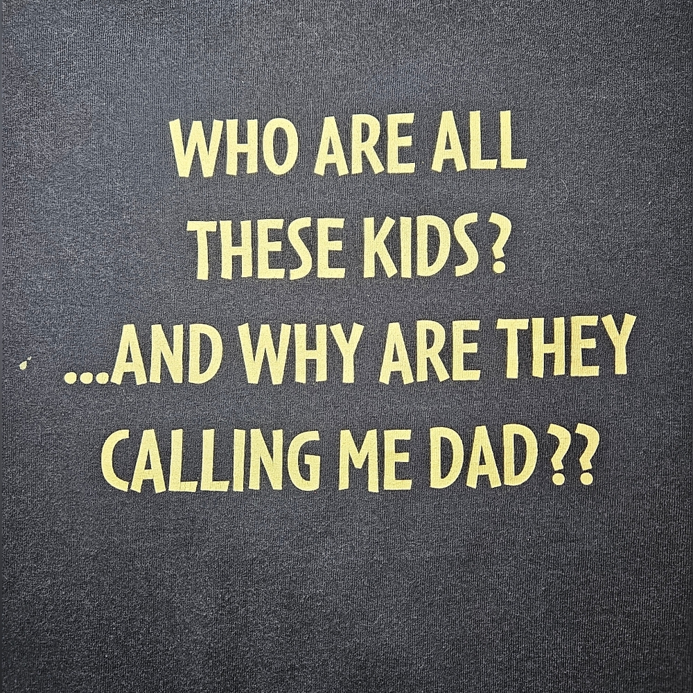 Used - Men's Large Gildan Dark Blue T-Shirt with Funny Text - Picture 2 of 5